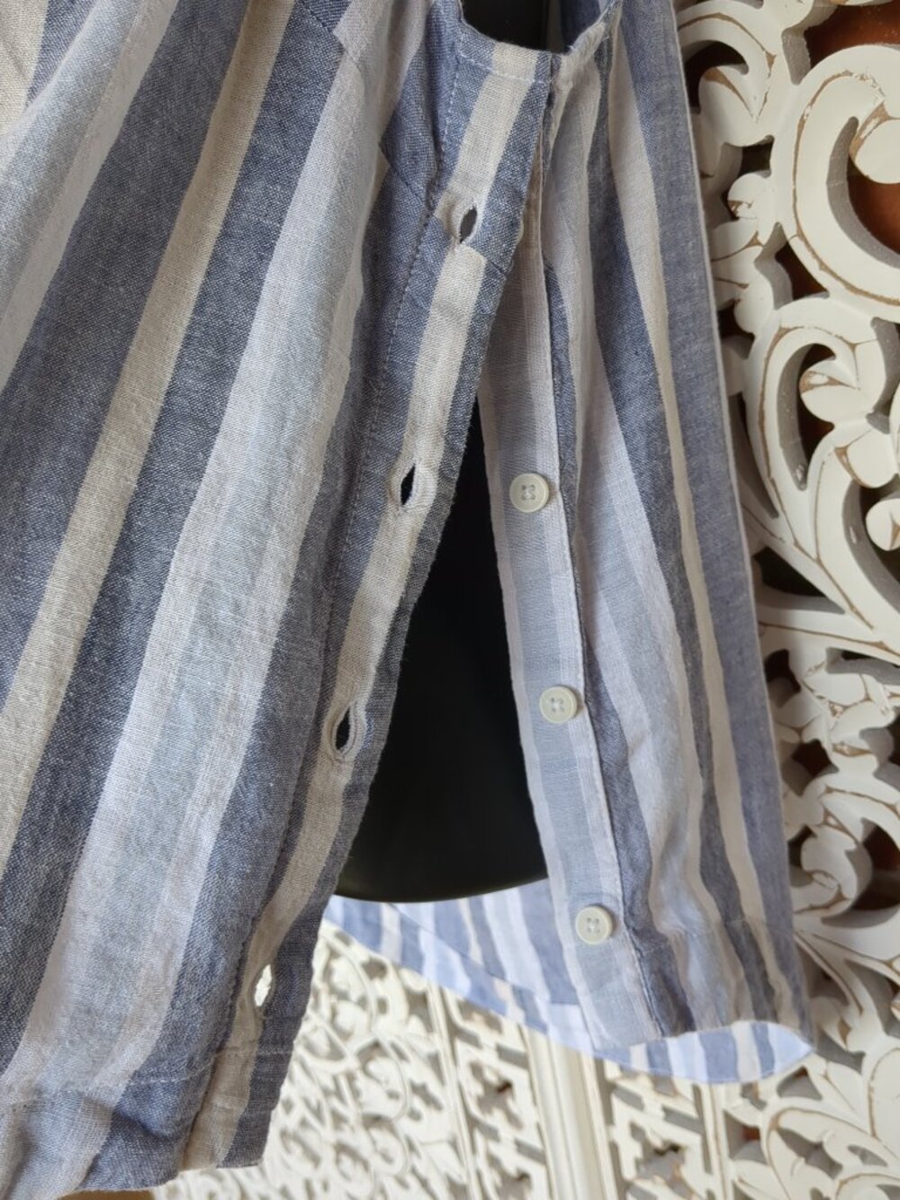 Sleeveless Stripped Tunic - Picture 3 of 9